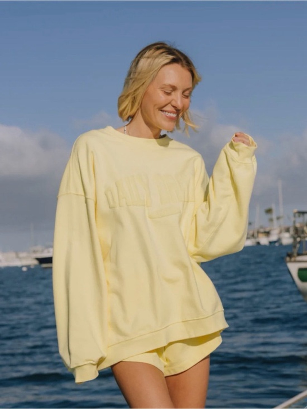 Daily Drills yellow Crewneck SweatShirt Size M